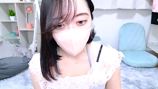 Snapshot of Yurie_ chatting on February 2025 02:29:02 AM Yurie online show from February 2025 02:29:02 AM