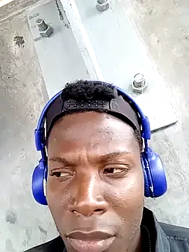 Snapshot of DalianHR33 chatting on March 2025 02:02:02 PM DalianHR33 online show from March 2025 02:02:02 PM