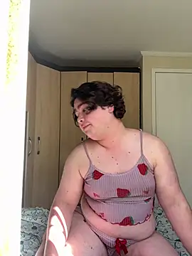 NovinhoSafadoCWB online show from July 2026 04:41:01 PM