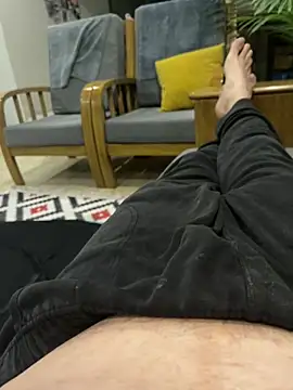 gentleman knight007 online show from March 2025 04:15:02 AM
