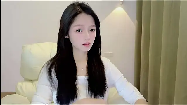 xiaodaibabyy online show from November 2025 08:18:02 AM