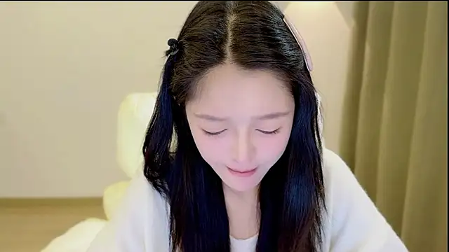 xiaodaibabyy online show from October 2025 06:54:01 AM