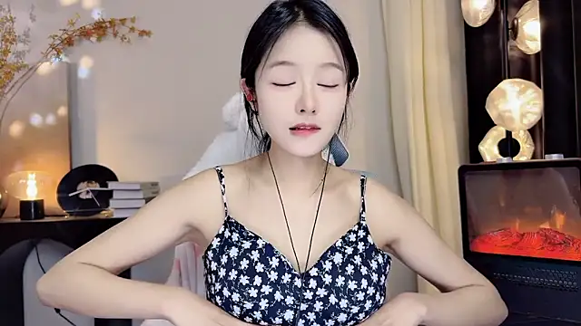 Snapshot of xiaodaibabyy chatting on March 2025 04:54:02 PM xiaodaibabyy online show from March 2025 04:54:02 PM