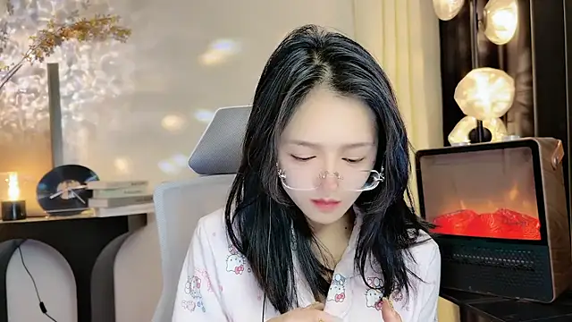 Snapshot of xiaodaibabyy chatting on February 2025 01:19:02 PM xiaodaibabyy online show from February 2025 01:19:02 PM