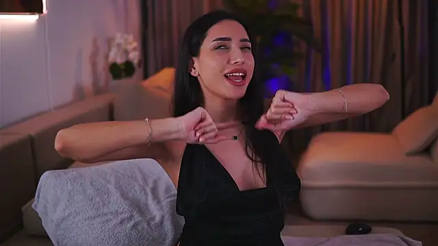 GinaValentinna online show from March 2025 01:32:02 AM