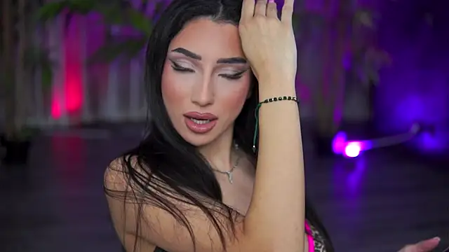 GinaValentinna online show from October 2025 07:44:02 PM