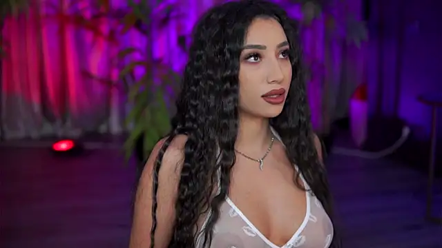 GinaValentinna online show from September 2025 06:47:01 PM