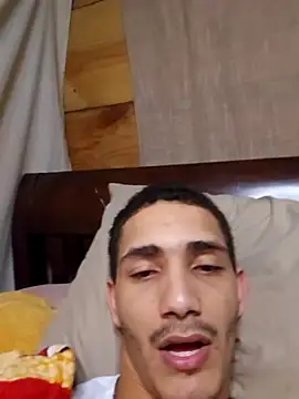 Snapshot of jose5320_20 chatting on January 2026 02:15:01 AM jose5320 20 online show from January 2026 02:15:01 AM