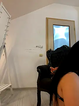 KeiraDark online show from December 2025 05:21:02 AM