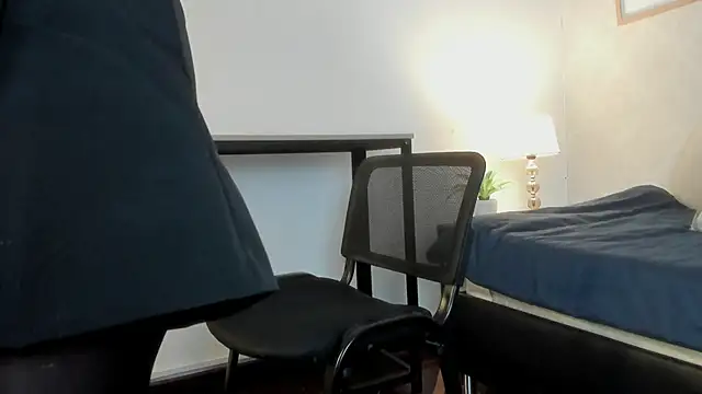 Caroline dh online show from February 2026 11:45:02 AM