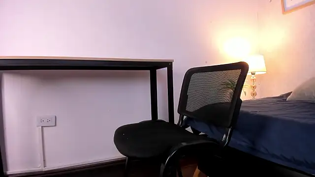 Snapshot of Caroline_dh chatting on March 2026 11:35:01 AM Caroline dh online show from March 2026 11:35:01 AM