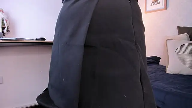 Caroline dh online show from January 2026 11:36:02 AM