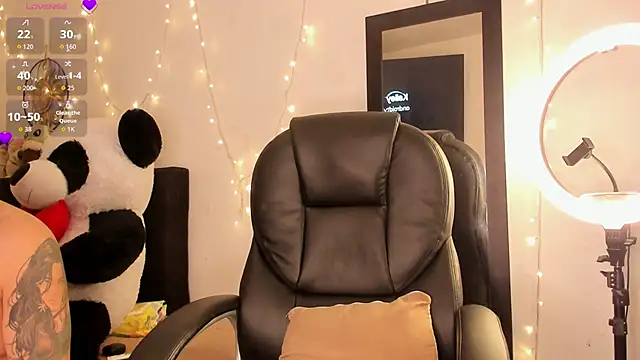 Snapshot of Carlasxdreams chatting on November 2025 05:54:01 AM Carlasxdreams online show from November 2025 05:54:01 AM