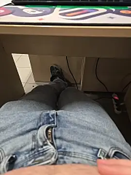 Ibag01 online show from December 2025 03:29:02 PM