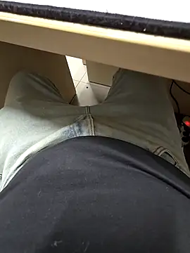 Ibag01 online show from September 2025 04:03:02 PM