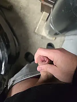 Ibag01 online show from December 2025 05:56:02 PM