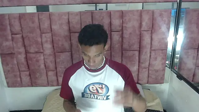 AbrahanBratz online show from January 2026 02:42:01 PM