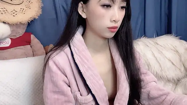 Lili-2 online show from February 2026 03:55:01 PM