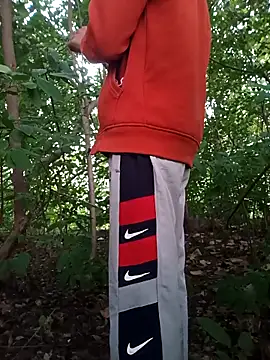 Snapshot of Piyush_2024 chatting on November 2025 01:21:02 AM Piyush 2024 online show from November 2025 01:21:02 AM