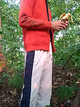 Snapshot of Piyush_2024 chatting on November 2025 01:50:01 AM Piyush 2024 online show from November 2025 01:50:01 AM