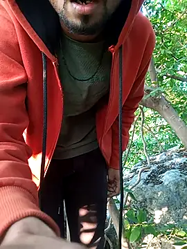 Snapshot of Piyush_2024 chatting on November 2025 01:42:02 AM Piyush 2024 online show from November 2025 01:42:02 AM