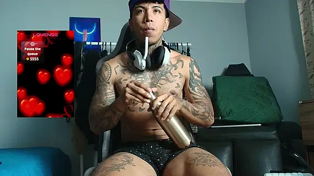 Nickhot0609 online show from March 2026 09:00:02 AM