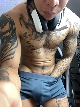 Nickhot0609 online show from October 2025 04:35:02 AM