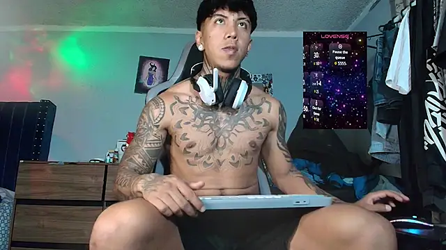 Nickhot0609 online show from November 2025 11:27:01 PM