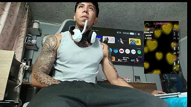 Nickhot0609 online show from February 2026 10:44:02 PM