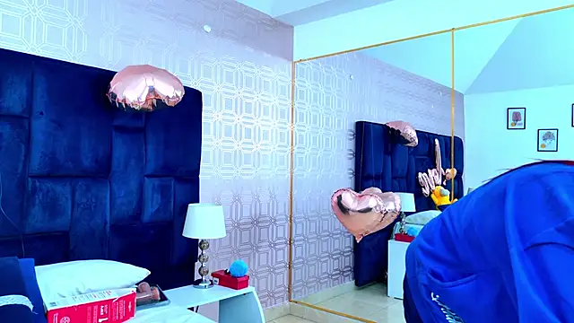 Snapshot of Derieri_D chatting on February 2026 03:25:01 AM Derieri D online show from February 2026 03:25:01 AM