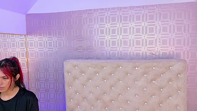 Derieri D online show from November 2025 07:36:02 PM