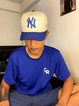 Edward Milleer online show from December 2025 05:07:02 PM