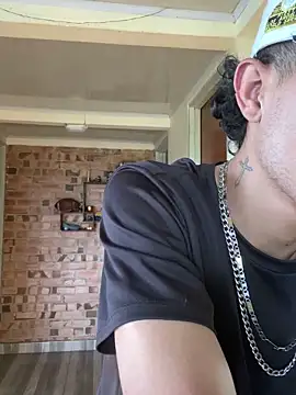 Snapshot of Edward_Milleer chatting on February 2026 07:43:01 PM Edward Milleer online show from February 2026 07:43:01 PM