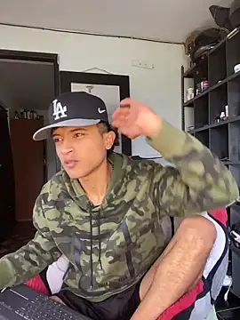 Edward Milleer online show from November 2025 04:33:02 PM