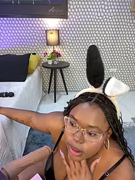 Snapshot of Makena_gh chatting on March 2025 04:32:01 AM Makena gh online show from March 2025 04:32:01 AM