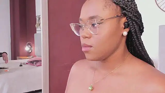 Snapshot of Makena_gh chatting on July 2026 06:47:02 AM Makena gh online show from July 2026 06:47:02 AM