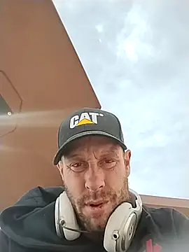 Snapshot of axelongshaft69 chatting on February 2026 09:04:01 PM axelongshaft69 online show from February 2026 09:04:01 PM