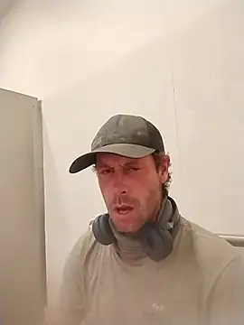 axelongshaft69 online show from November 2025 03:05:02 AM