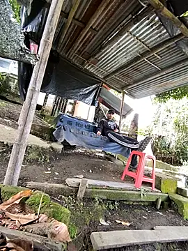 Jestebanano online show from May 2026 01:15:01 PM