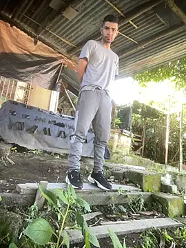 Jestebanano online show from March 2026 01:56:01 PM