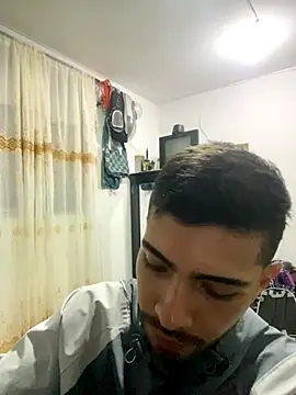 Snapshot of Jestebanano chatting on December 2025 06:14:02 AM Jestebanano online show from December 2025 06:14:02 AM