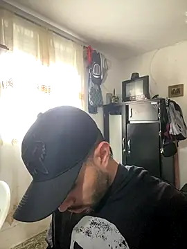 Snapshot of Jestebanano chatting on November 2025 03:01:01 PM Jestebanano online show from November 2025 03:01:01 PM