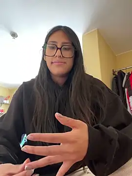 Snapshot of AleFantasy0001 chatting on October 2025 04:28:02 PM AleFantasy0001 online show from October 2025 04:28:02 PM