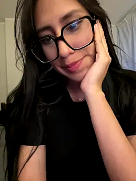 Snapshot of AleFantasy0001 chatting on October 2025 04:13:02 AM AleFantasy0001 online show from October 2025 04:13:02 AM