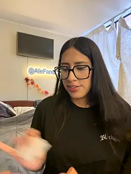 Snapshot of AleFantasy0001 chatting on November 2025 05:56:01 PM AleFantasy0001 online show from November 2025 05:56:01 PM