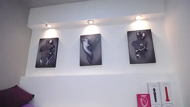 Melodi Roux online show from January 2026 01:06:01 PM