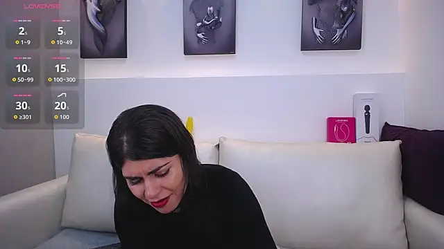 Melodi Roux online show from October 2025 12:17:02 PM