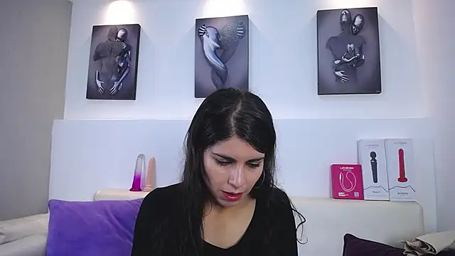 Melodi Roux online show from December 2025 01:26:02 PM