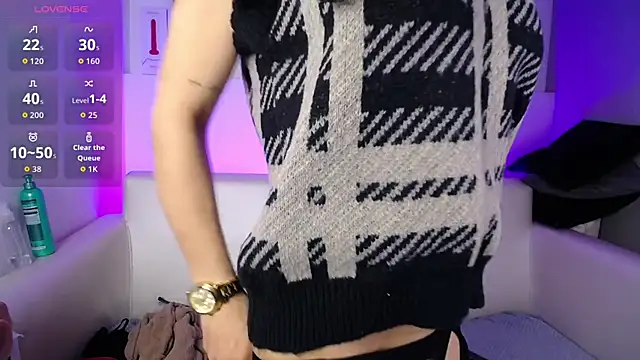 Melodi Roux online show from February 2026 12:47:02 PM