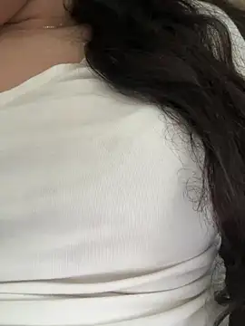 Lina-lolo online show from May 2026 05:10:02 PM